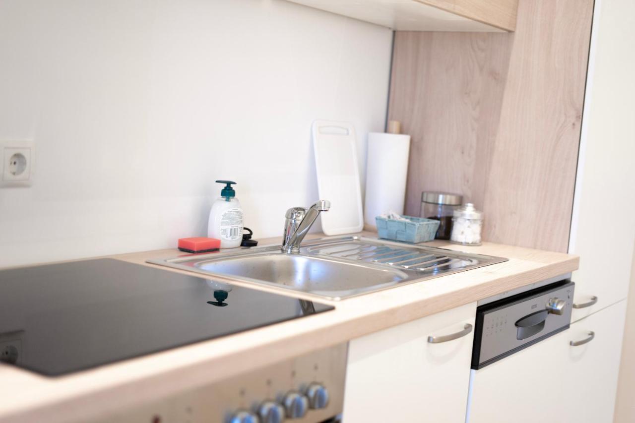 Vienna City Apartments - Metro 1160 Відень Екстер'єр фото